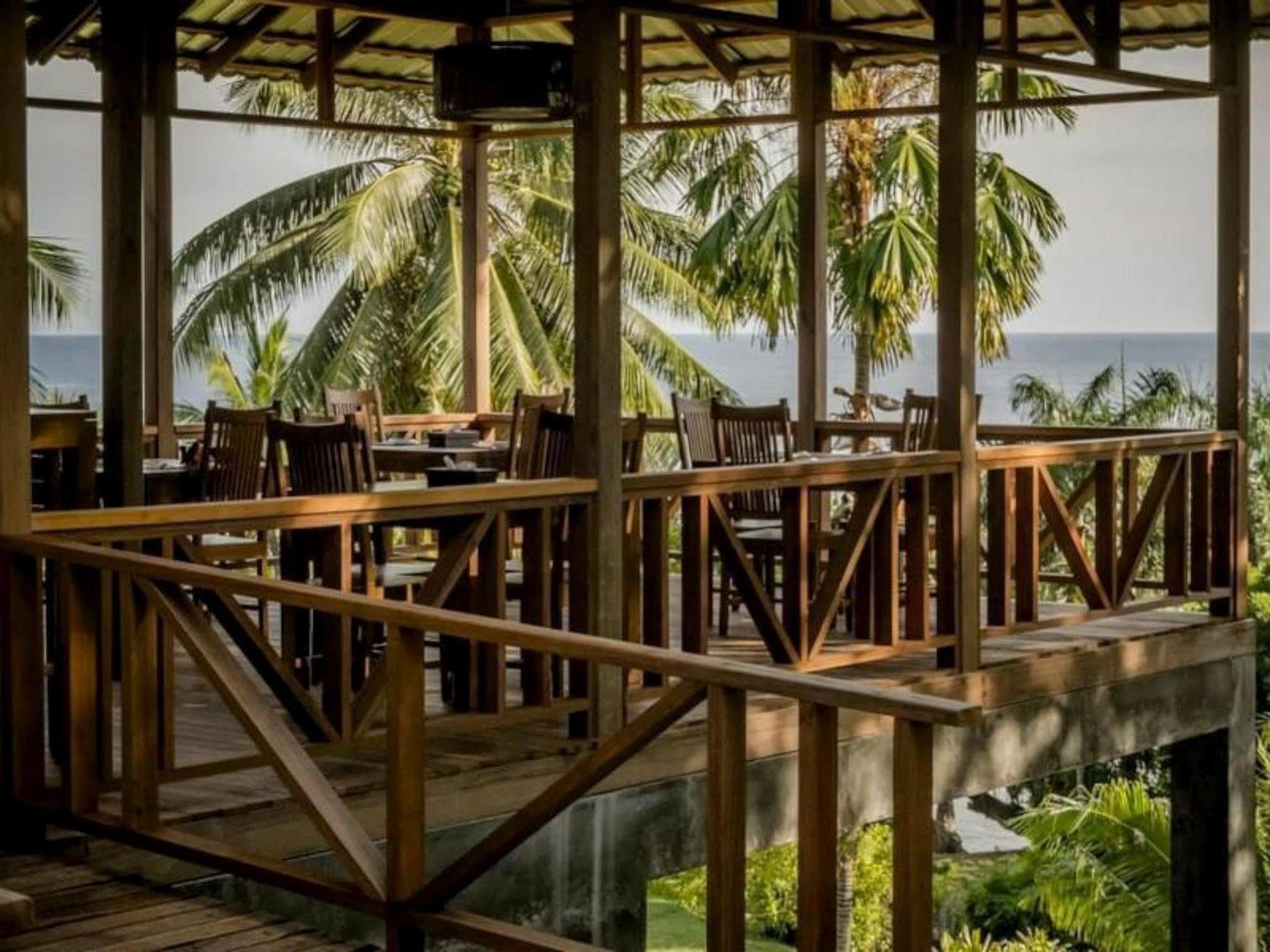 Janji Laut Resort Tanahwangko Екстер'єр фото